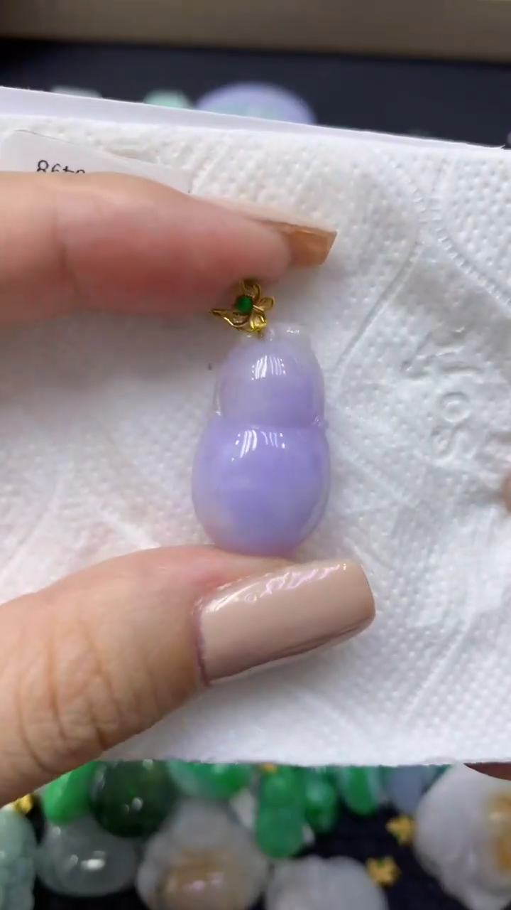 颈饰18K金镶嵌翡翠天然缅甸翡翠A货