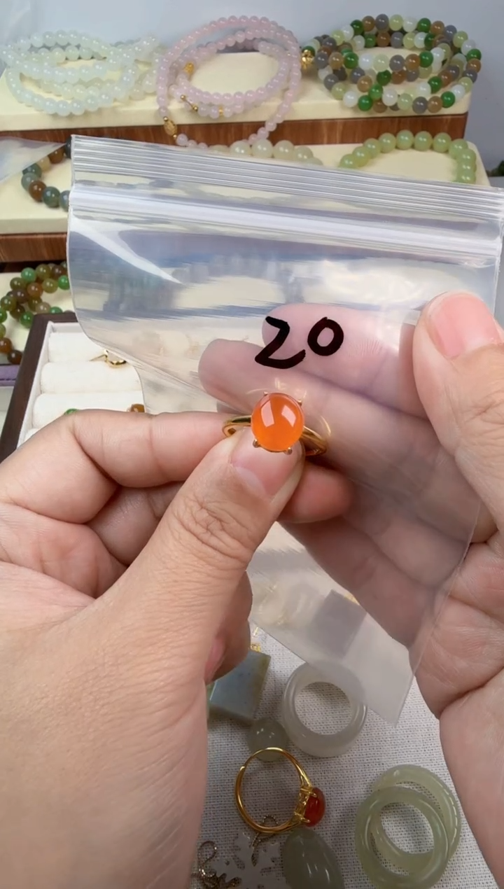 颈饰银S925镶嵌南红玛瑙?**?戒指