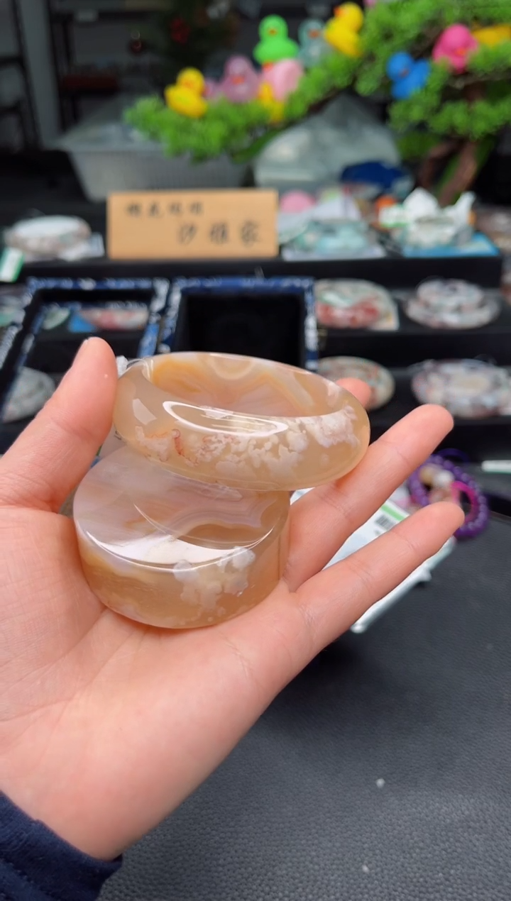 石英质玉未镶嵌手镯57圈口（赠品镯心）3674536