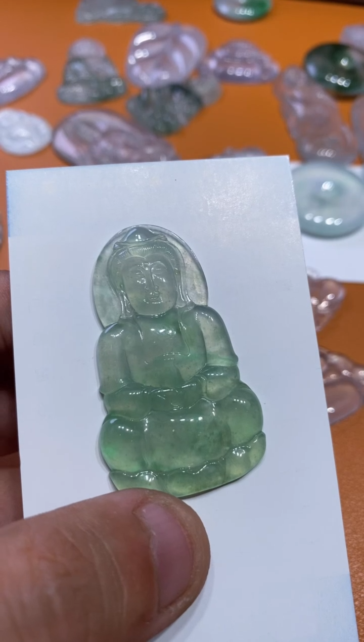 【闪购商品】翡翠吊坠(不含链)未镶嵌观音5500