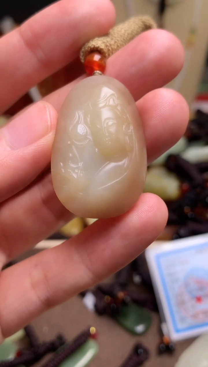 颈饰未镶嵌和田玉新疆料青海料清水和田玉吊坠