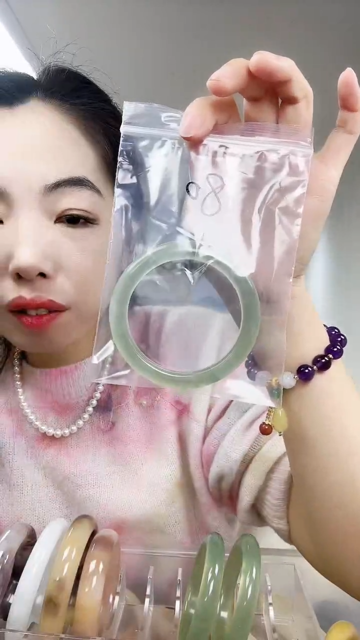【闪购商品】岫玉手镯未镶嵌天然手镯 61-62圈口 微瑕