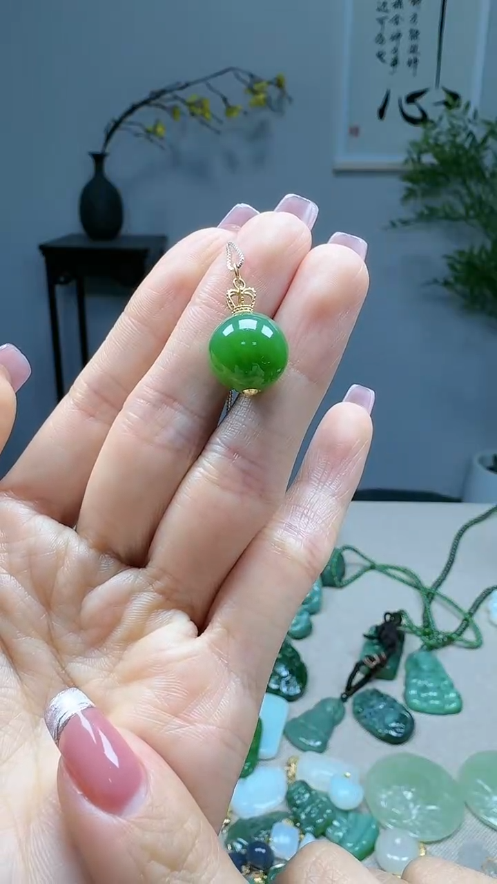 吊坠(不含链)18K金镶嵌和田玉1