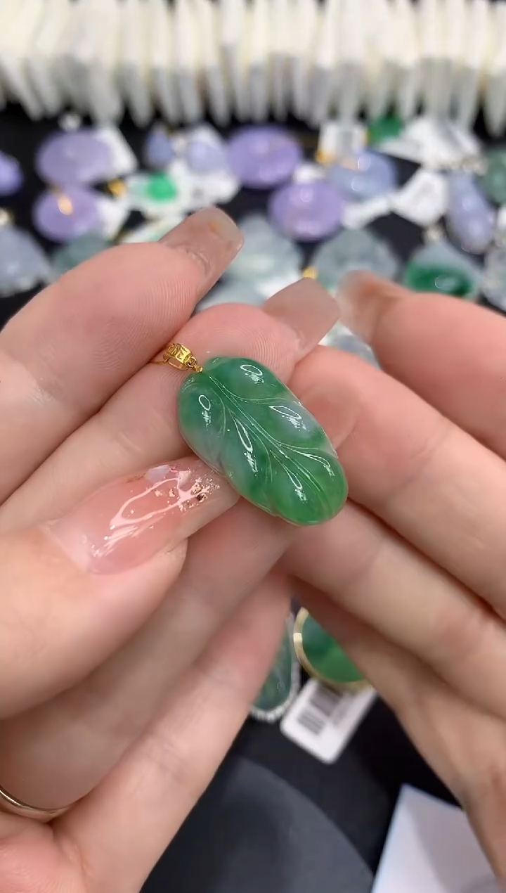 吊坠(不含链)18K金镶嵌翡翠11111111111111