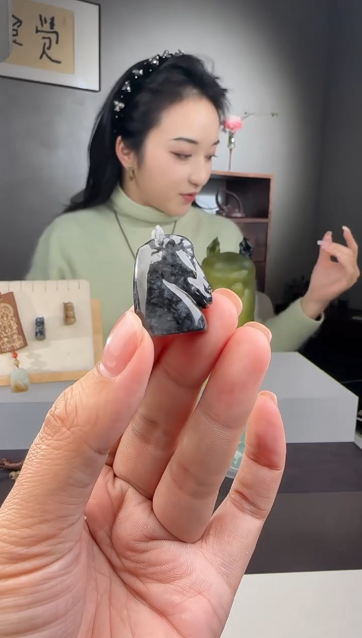 颈饰未镶嵌翡翠多样性发1