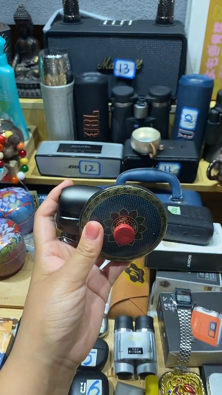 瓷片闪购商品 如图所示