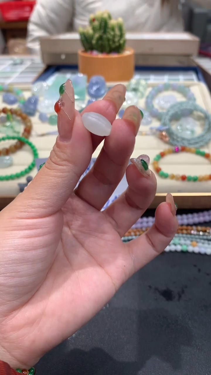 【闪购商品】定制翡翠未镶嵌翡翠