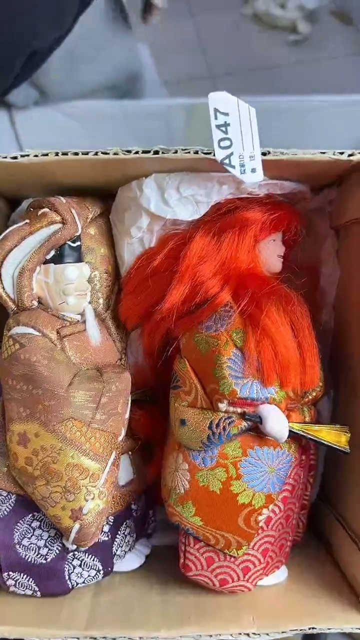 瓷片d****n047摆件....