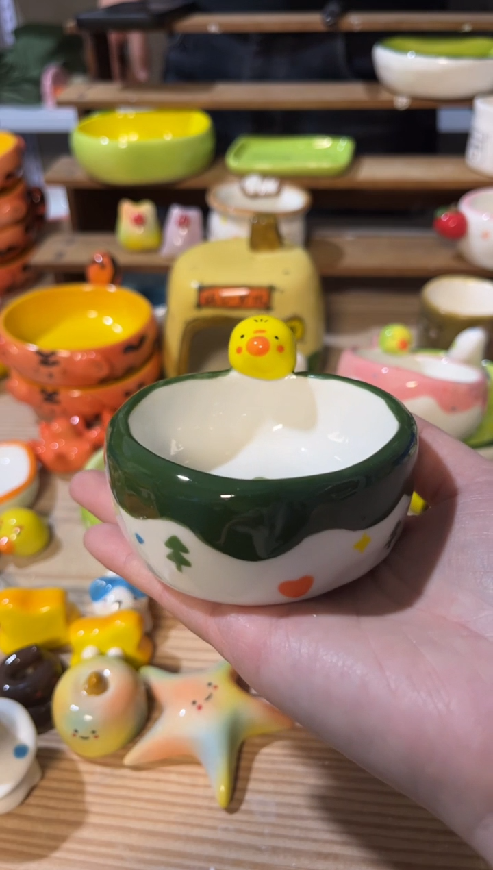 60手绘釉下彩微瑕陶瓷