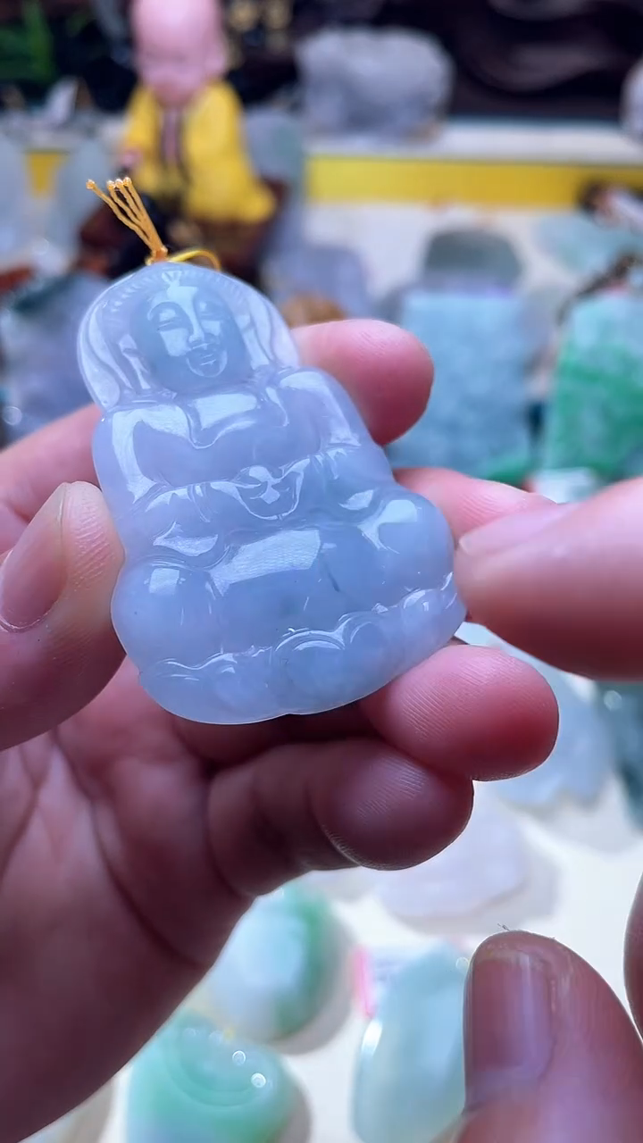 翡翠未镶嵌颈饰1