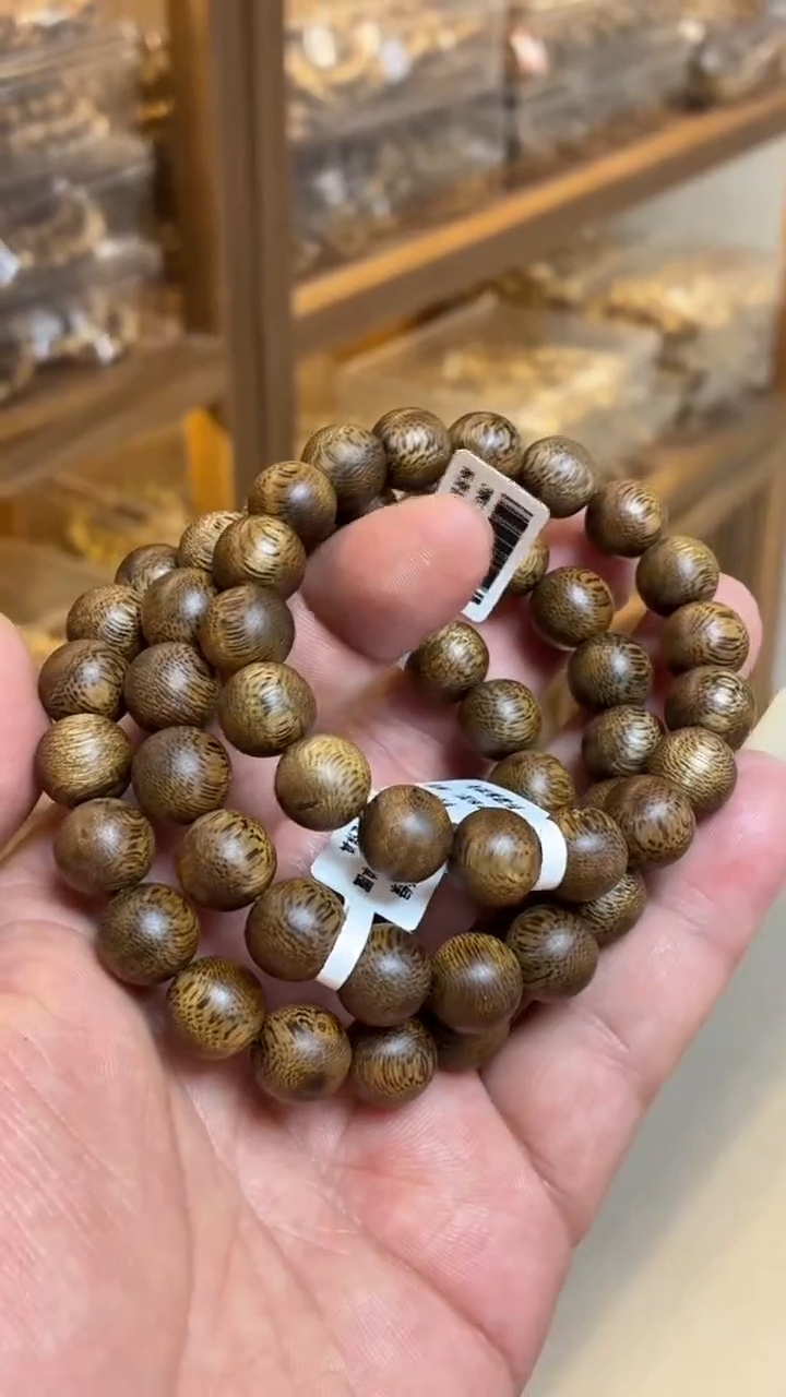 沉香手串 海南莺歌绿圆珠单圈1.2多样性发其一