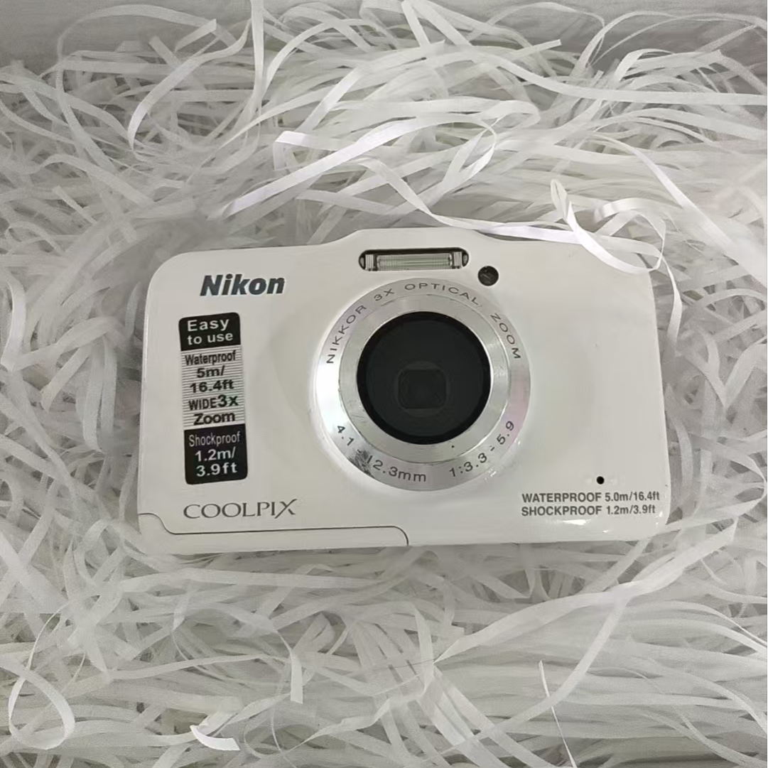 99新 Nikon/尼康 尼康S31白色1014W像素3倍变焦摄影数码相机ins