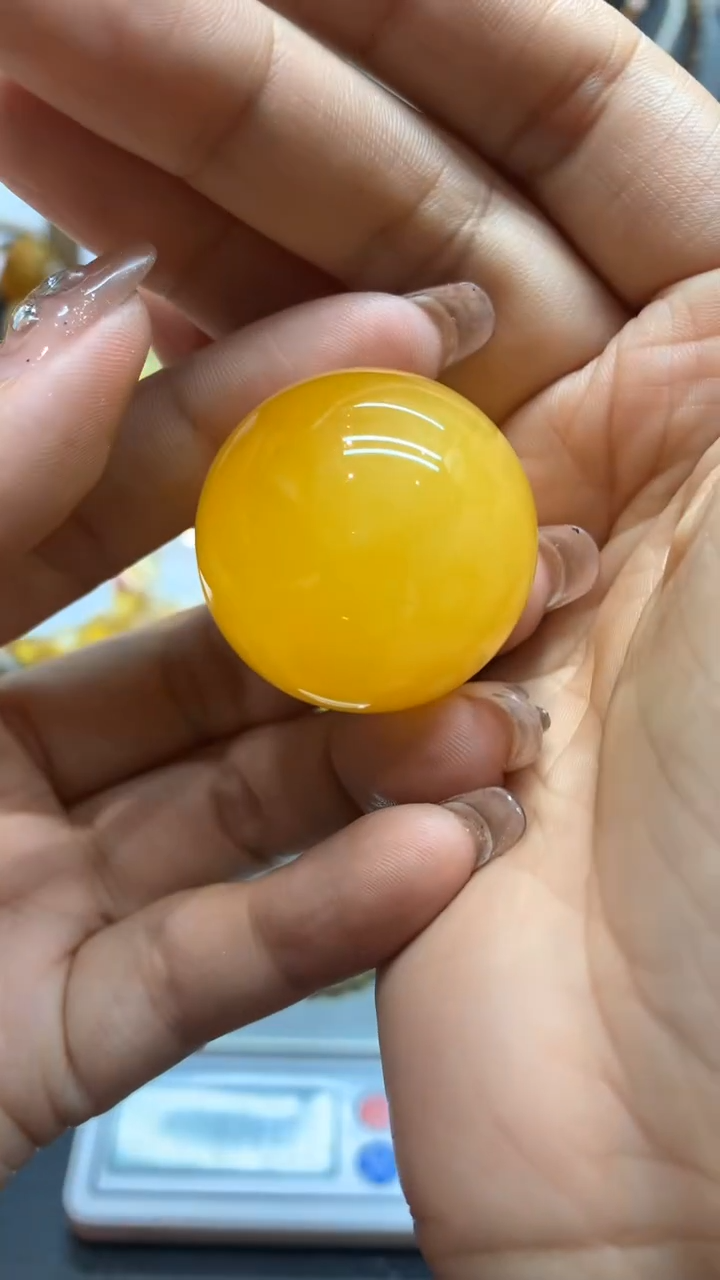 【闪购商品】未镶嵌琥珀珠宝奇石1066