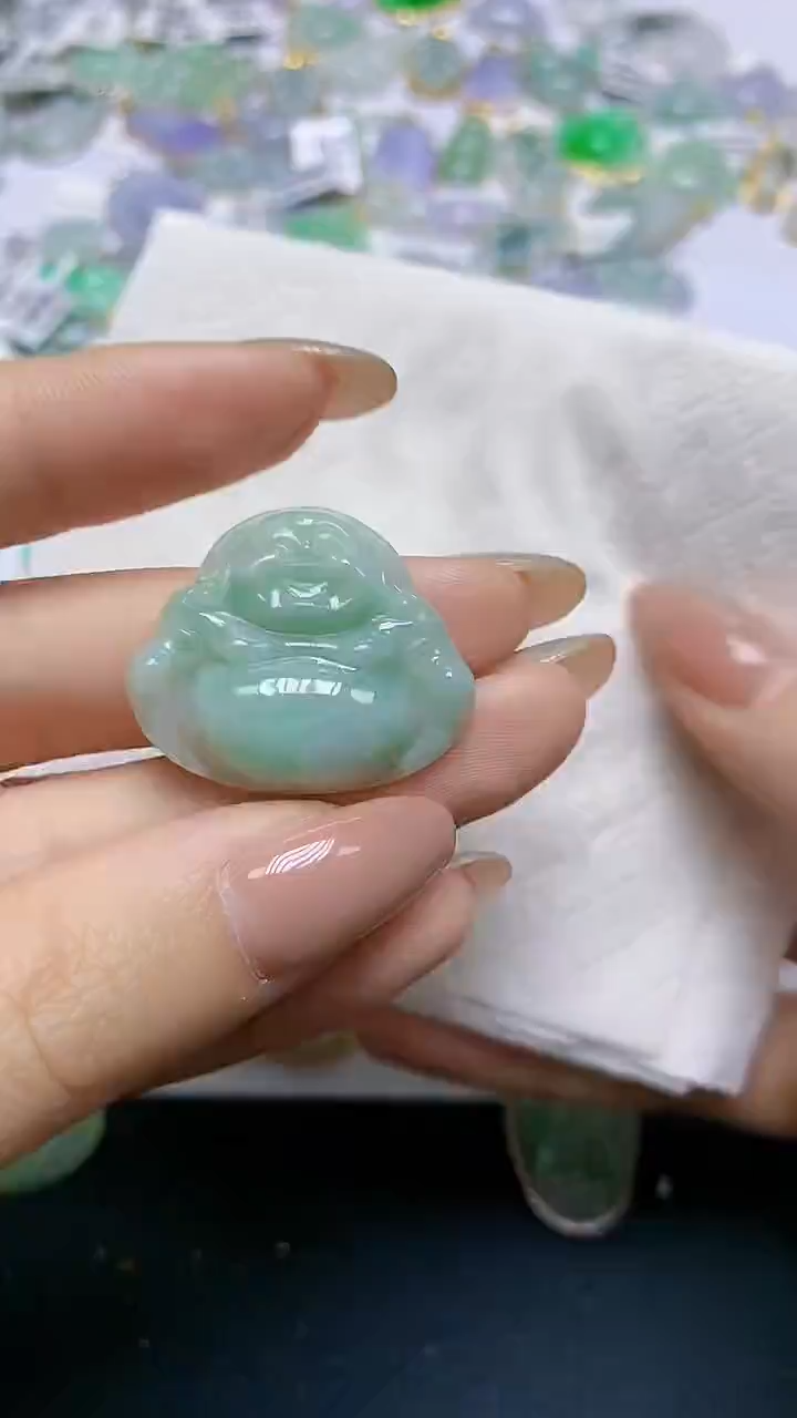 翡翠未镶嵌颈饰天然缅甸A货翡翠