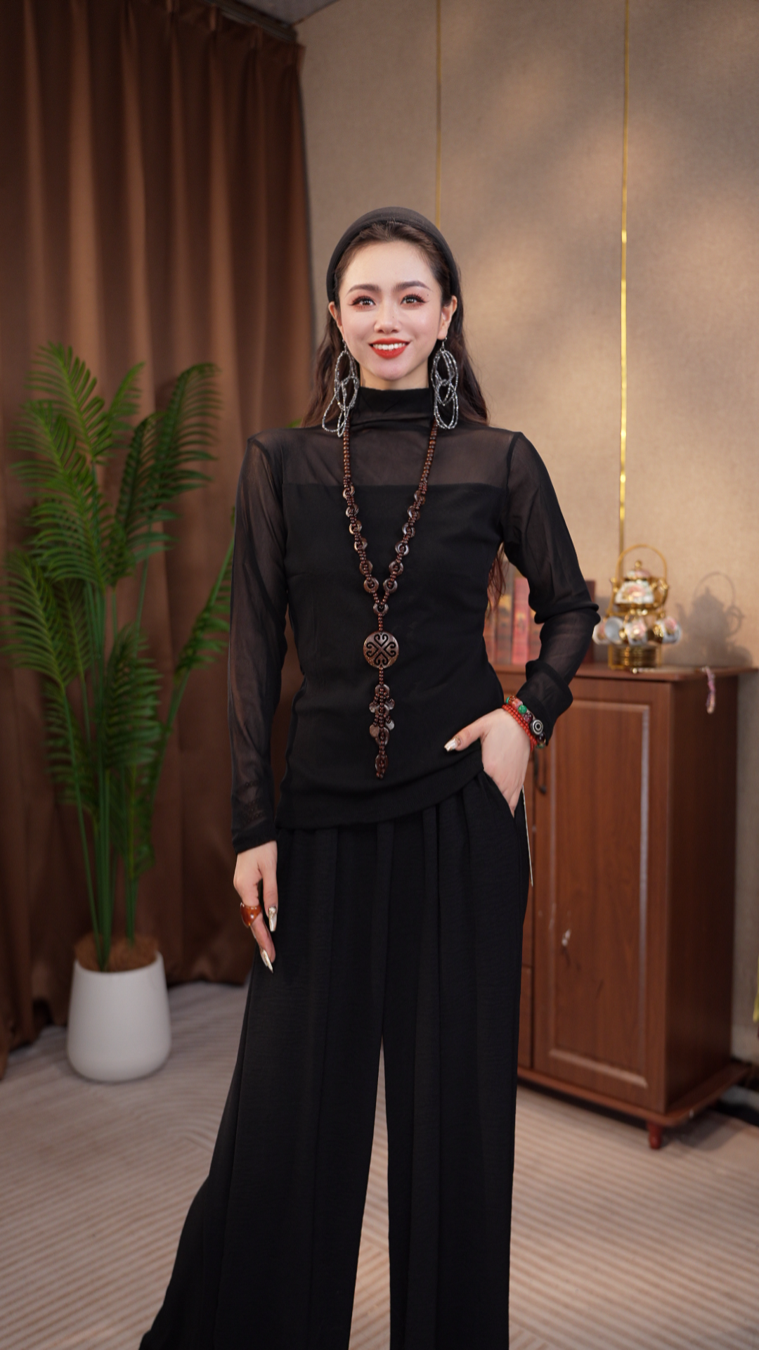 091/ J 港风复古半高领网纱打底衫