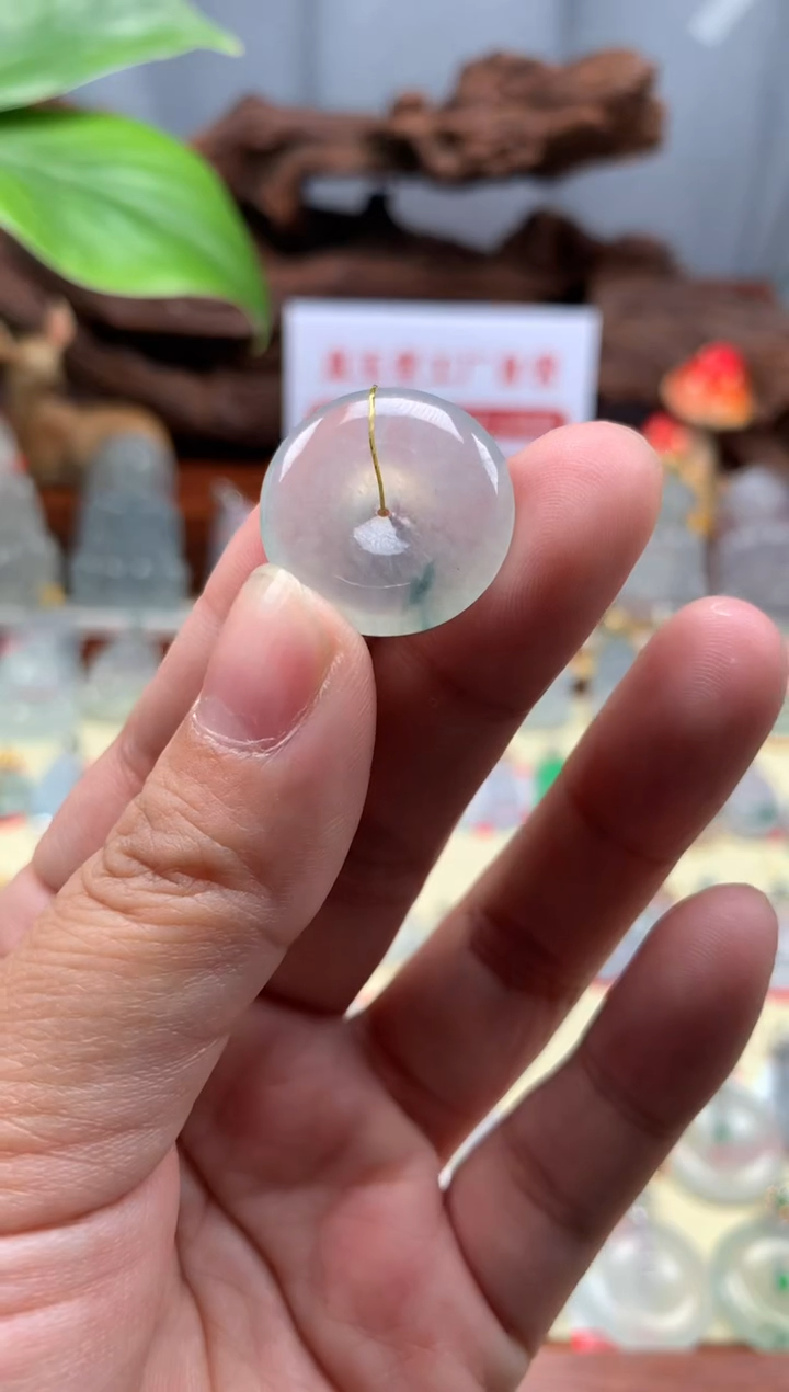 【闪购商品】翡翠颈饰18K金镶嵌平安扣