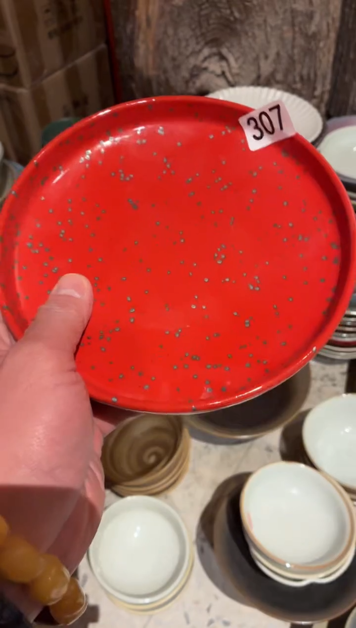 瓷片淼*307红麻点立边盘1个