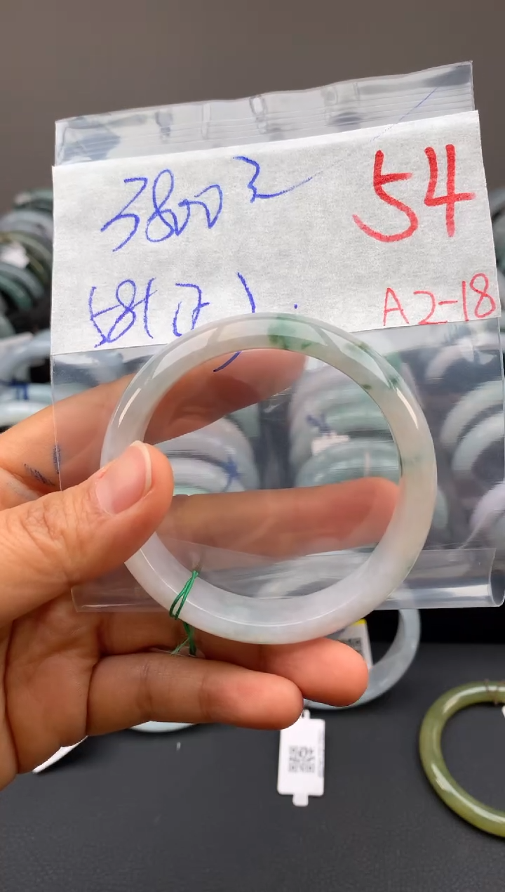 【闪购商品】定制翡翠未镶嵌毛货需精细抛光+多样性发货拍一发一