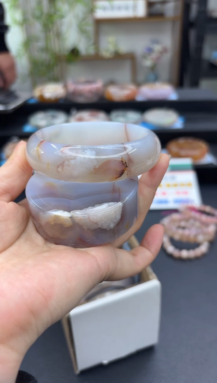 【闪购商品】石英质玉手镯未镶嵌C801(61圈赠送镯心)