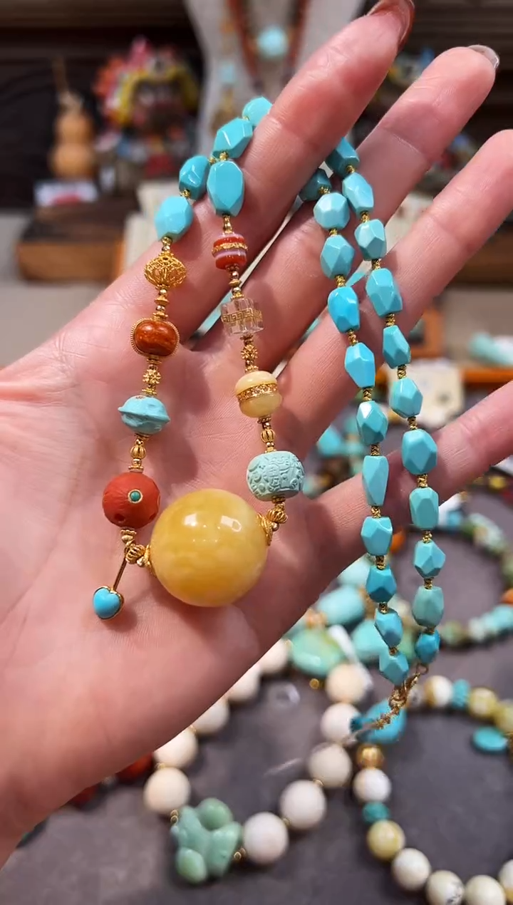 18K金镶嵌绿松石颈饰绿松石项链