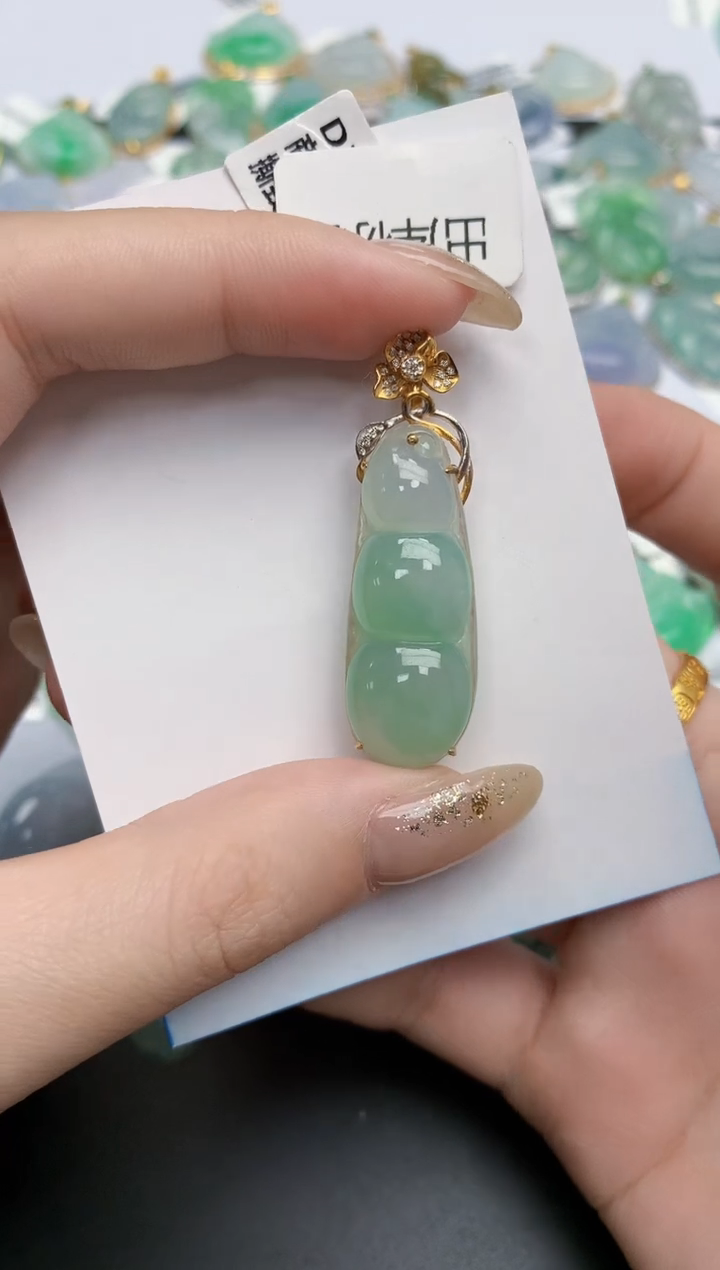 【闪购商品】翡翠颈饰18K金镶嵌天然缅甸翡翠A货