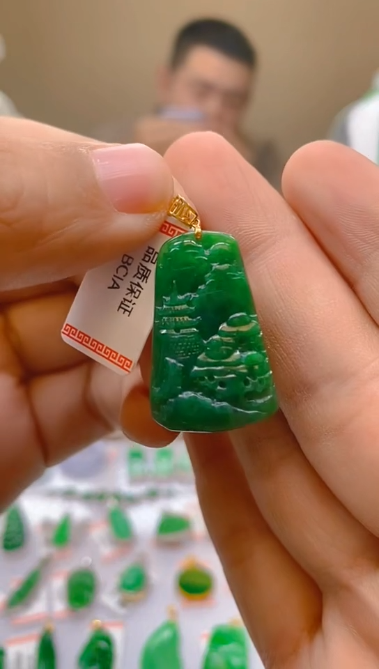 【闪购商品】翡翠颈饰18K金镶嵌 新号开播，全场乱卖