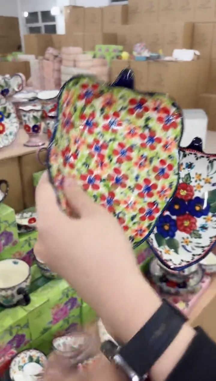 【闪购商品】瓷西里碧丝-树叶盘2个