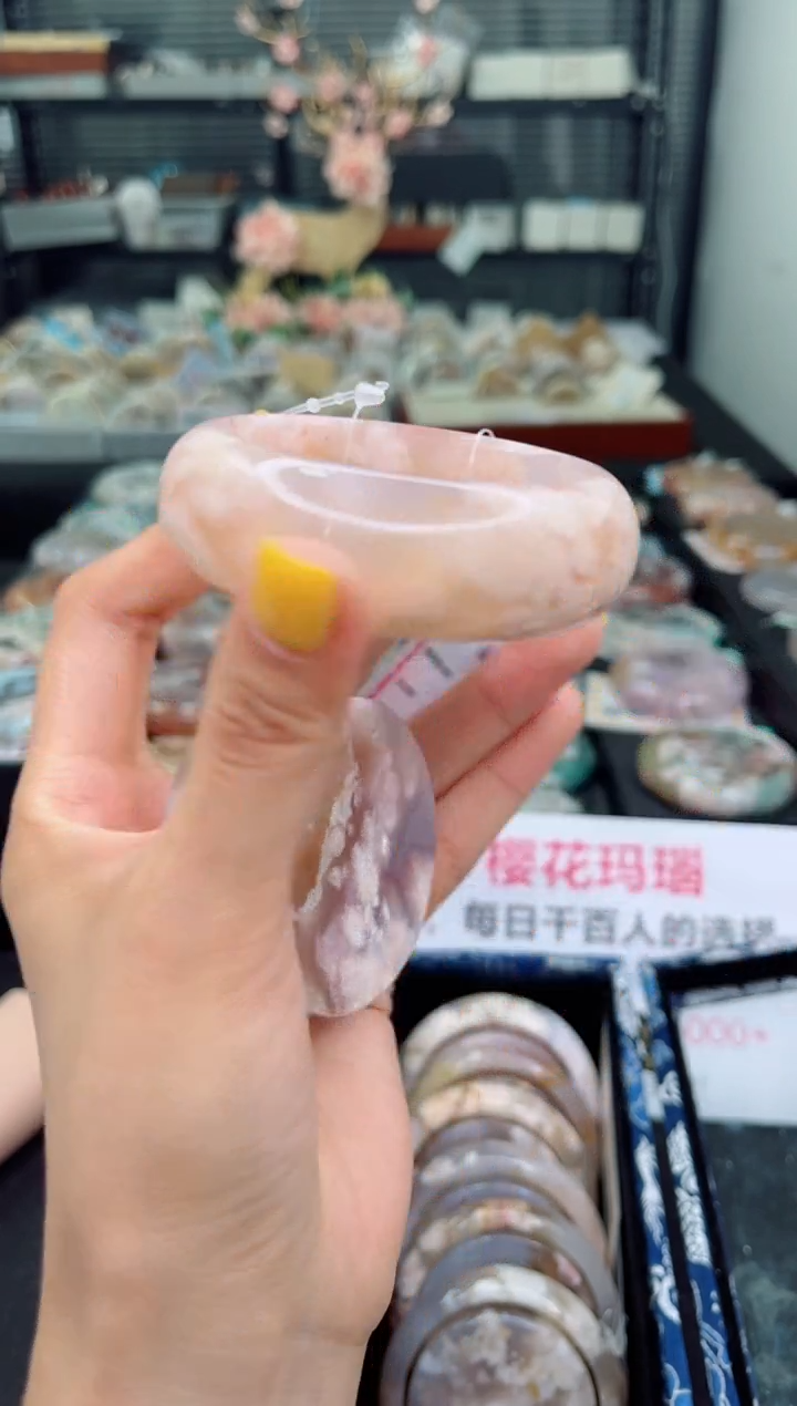 【闪购商品】石英质玉未镶嵌手镯54圈口（赠品镯心）1685126