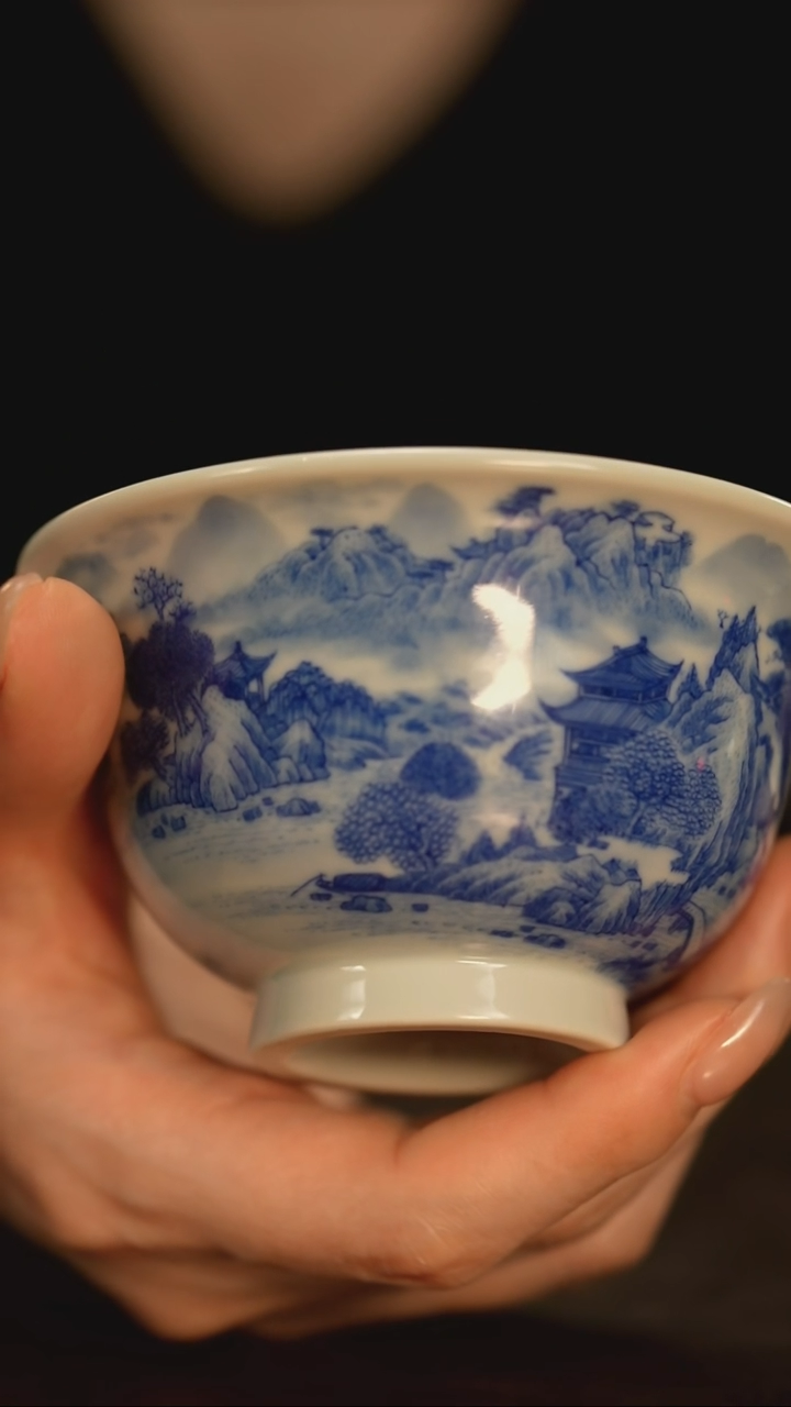 【闪购商品】瓷片占春生          