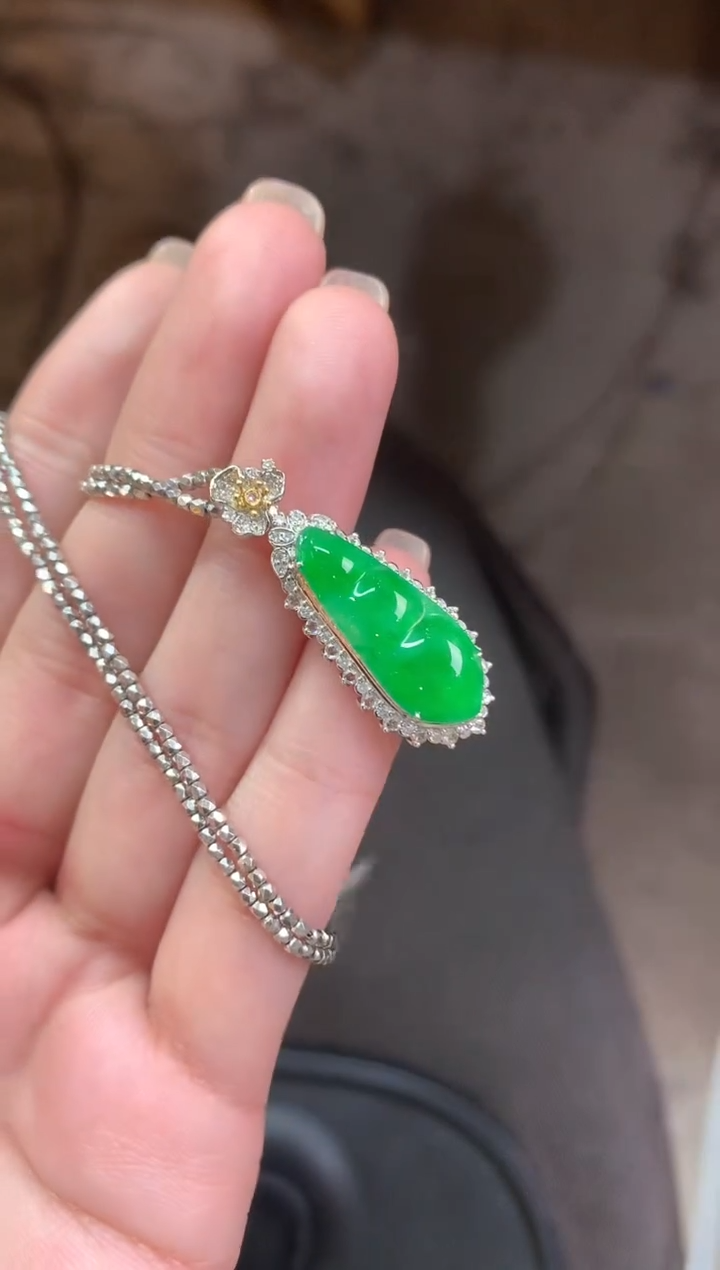 【闪购商品】翡翠吊坠(不含链)18K金镶嵌吊坠A344|9800