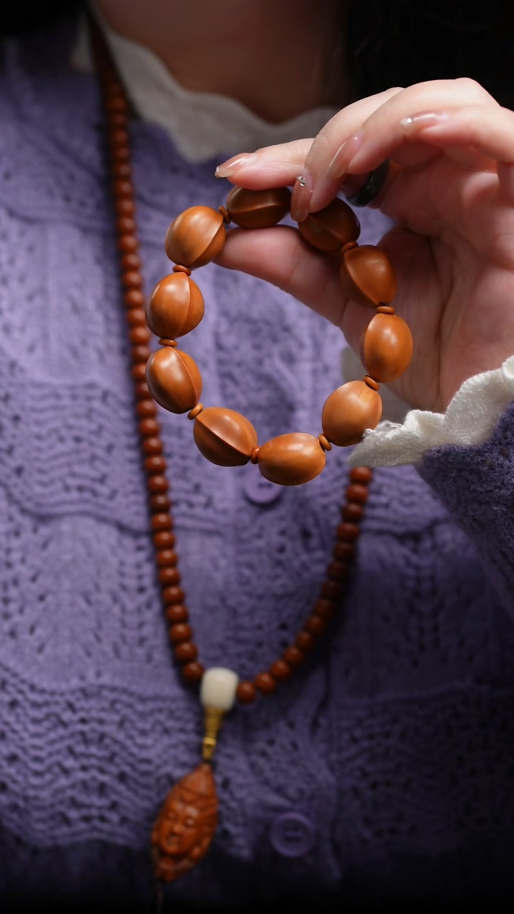 【闪购商品】橄榄核手串/手链鲨鱼背素核