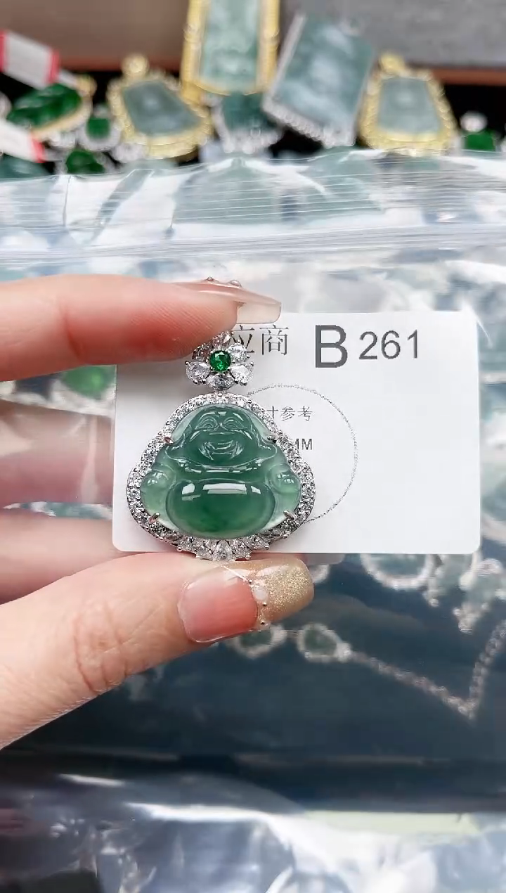 【闪购商品】翡翠颈饰未镶嵌261赠皮绳