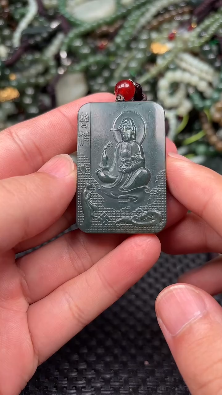 颈饰未镶嵌和田玉1