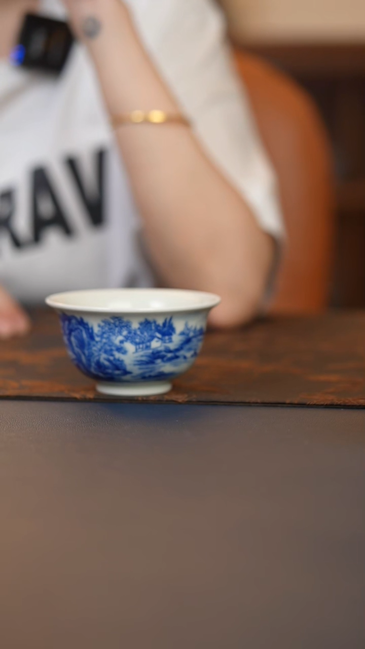青花山水压手杯 青花山水压手杯