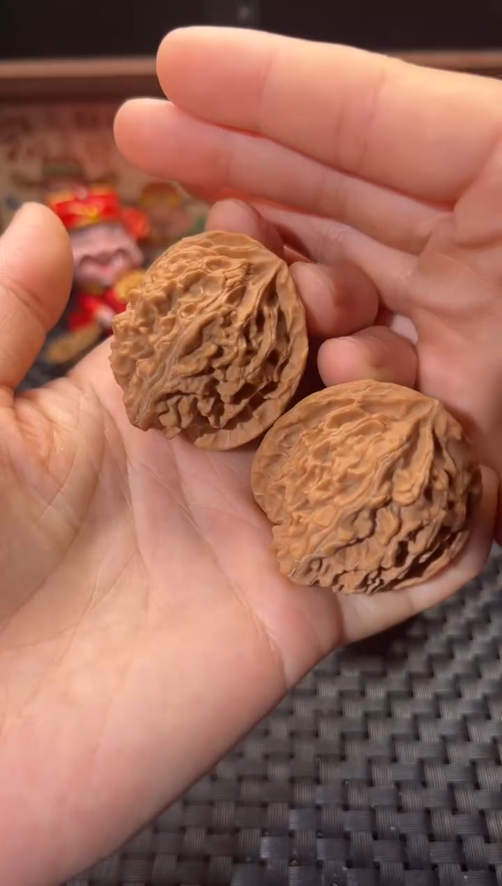 把件文玩核桃苹果园38