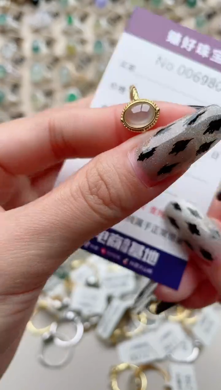 【闪购商品】翡翠戒指银S925镶嵌.........