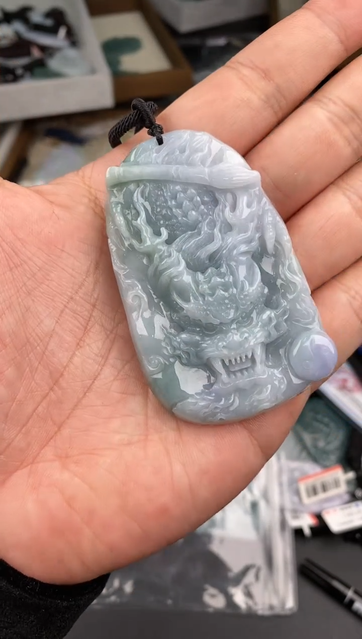 【闪购商品】翡翠颈饰未镶嵌  天然翡翠，一物一图