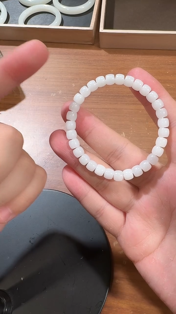 【闪购商品】和田玉手串未镶嵌0949  极限弧手串