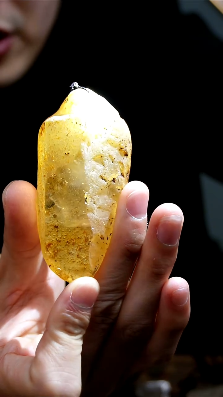 吊坠(赠链)未镶嵌水晶一****魔水晶