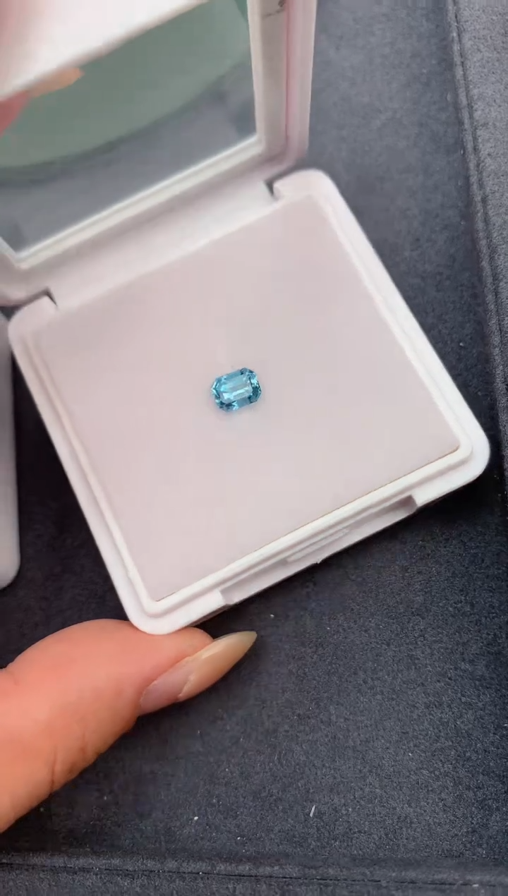 【闪购商品】海蓝宝石裸石未镶嵌1ct海蓝宝