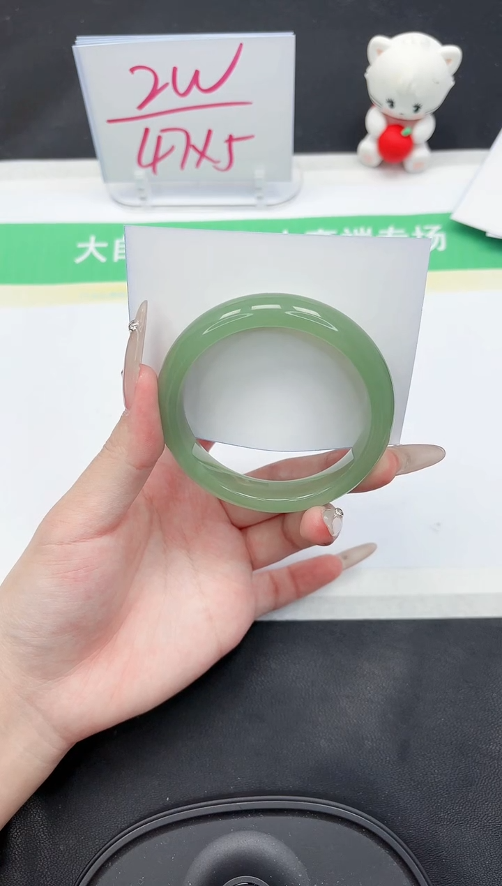【闪购商品】石英质玉手镯未镶嵌124-56.2