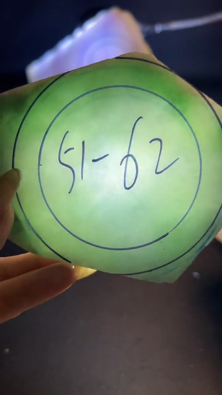 未镶嵌手镯定制翡翠安**生翡翠