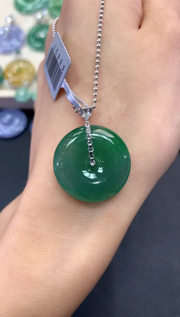 【闪购商品】翡翠吊坠(不含链)18K金镶嵌a53多样性一件发货