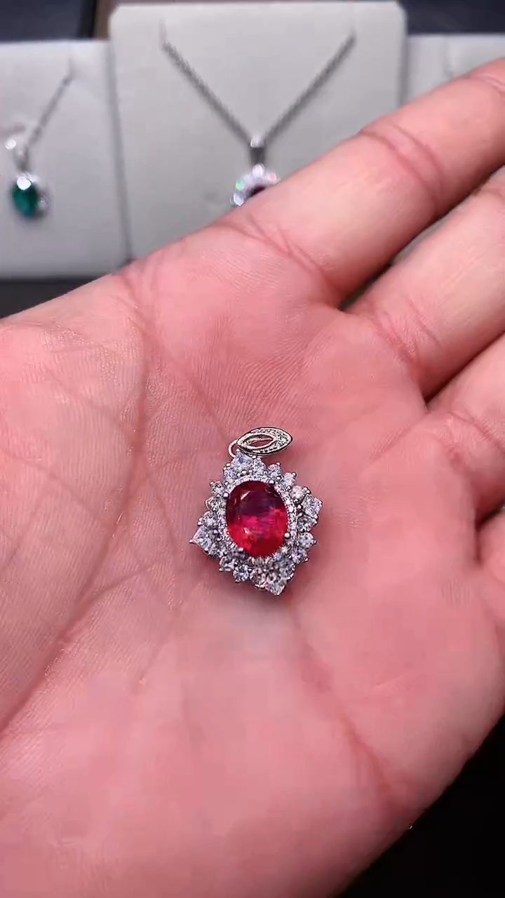 【闪购商品】红宝石颈饰银S925镶嵌······