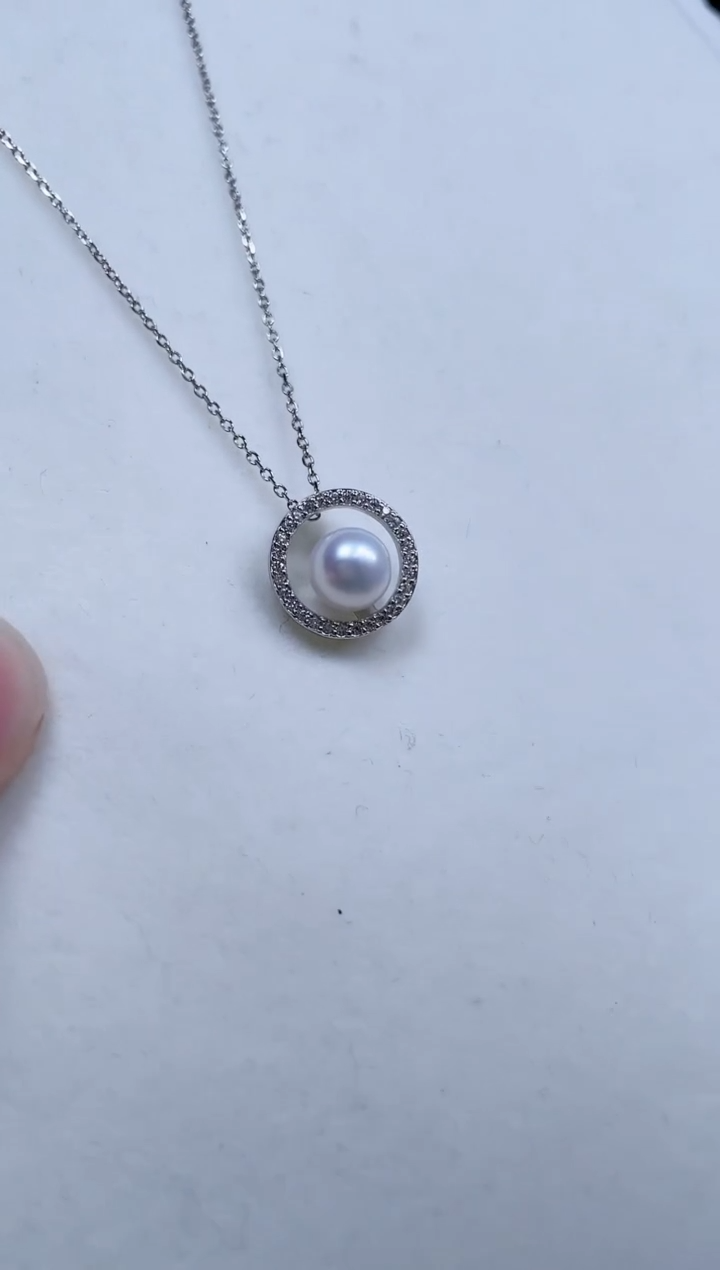 【闪购商品】海水珍珠颈饰银S925镶嵌甜甜圈款珍珠套链