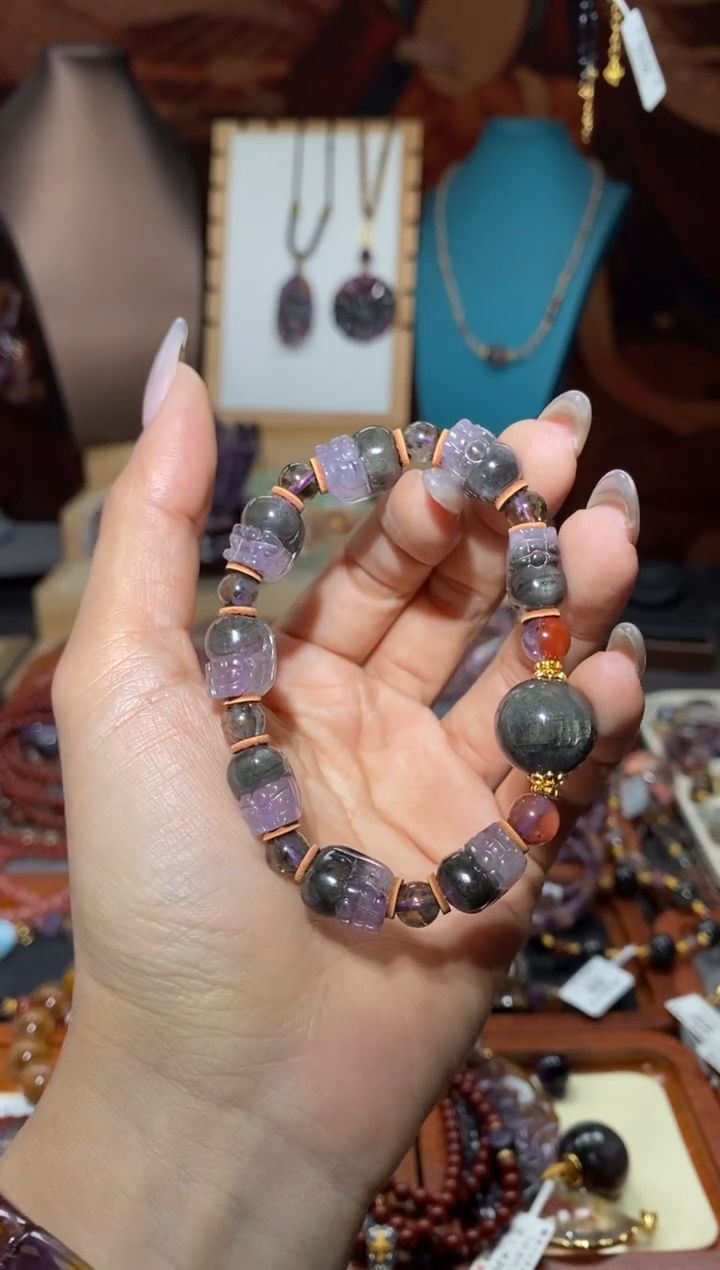 【闪购商品】水晶手串未镶嵌极光黑羽烟紫貔貅阵