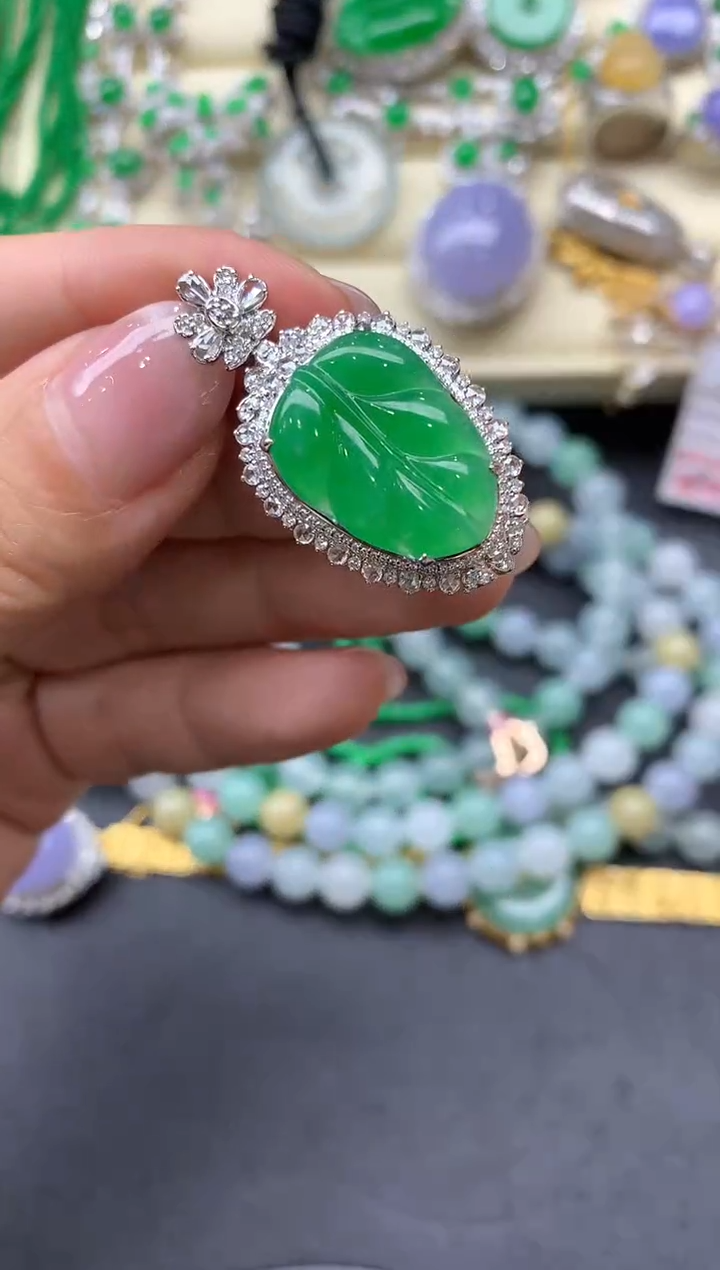 【闪购商品】翡翠颈饰18K金镶嵌662国好珍宝