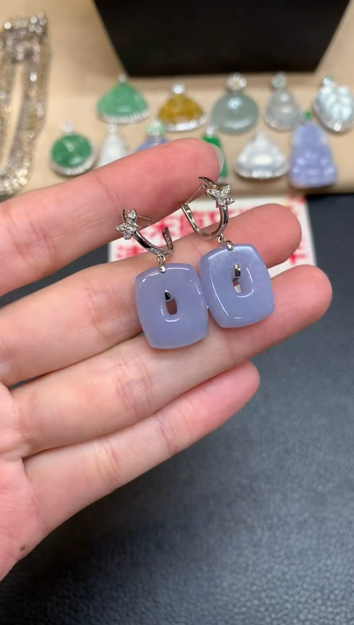 【闪购商品】翡翠耳饰18K金镶嵌随形【无服务费】