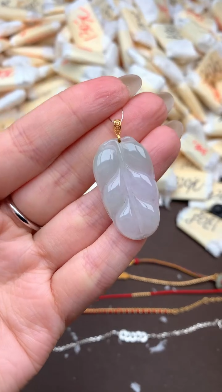 【闪购商品】翡翠挂件18K金镶嵌    一