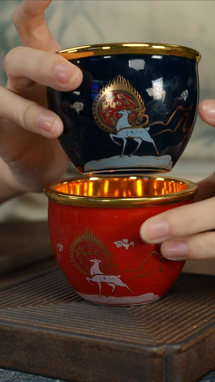 【红】【蓝】【鎏金九鹿缸杯对杯】【绿流苏对杯礼盒】
